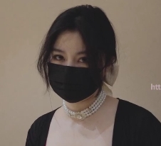 未亡人上门追债，以身偿还，红底高跟鞋