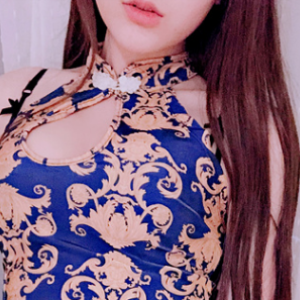 网红小姐姐的新作品《恶犬》