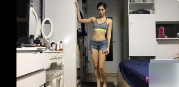 香港名模MaggieQ的瑜伽美少女风格