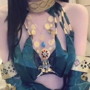 女神安安老师Cos迦南，橘红色1V205M语音挑逗男演员