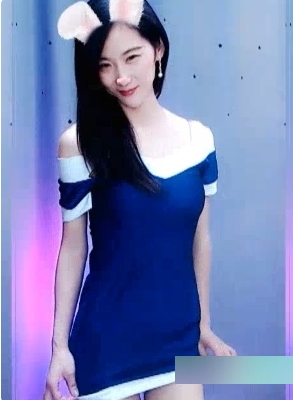 性感女主播小小兔:梦想之旅的眼前一亮颜值与性感头发