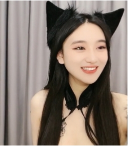 stripchat主播qing_qq最新录播28V16.4G