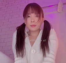 女神亚裔Yuna的20v精选露脸视频