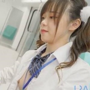 尤莉_Yuri地铁噼里啦353M热浪欲罢不能