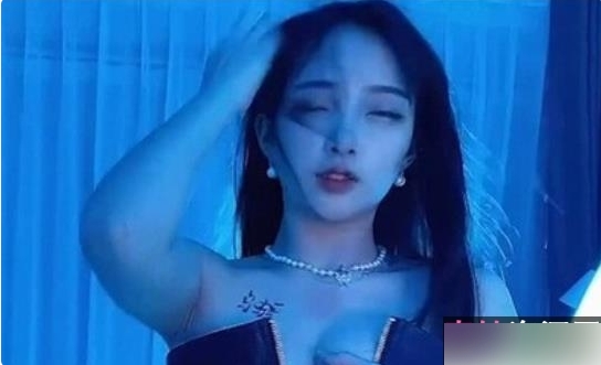 虎牙蛋宝宝和斗鱼小楠楠的私人订制作品