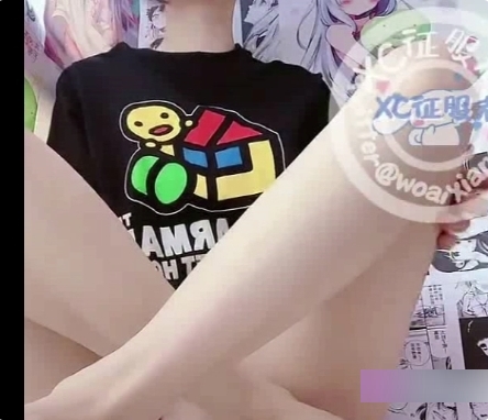 推特网红xc征服胀婧穿梭于梦想与现实的精致服装