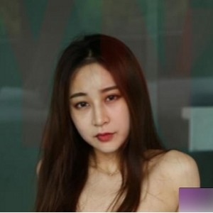 乔依琳知名模特作品合集