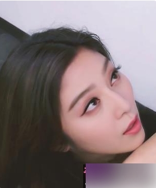 AI换脸作品：热巴与F冰冰