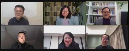 心理学专家陈海贤和武志红探讨自我发展和亲密关系