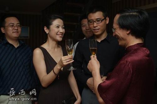 中产阶级孩子们在60年代的文化中争夺领导权，程巍的观点