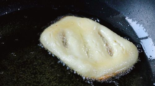 中国烹饪的特色菜肴：蒸鲥鱼、炉焙鸡、糖蒸茄、肉油饼、五香糕，以及特殊菜制法中的火肉。