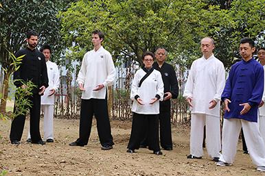 独特气功治病绝招：功到病除，珍藏分享