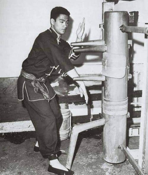 图解咏春拳：李小龙的拳击艺术