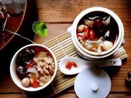 个人珍藏的古典书籍：滋补心情愉悦