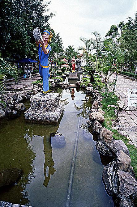 西岳奇童：西双版纳的故事，高清收藏连环画分享