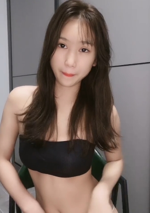 独家分享小美女爱笑,百度盘转载搬运,让你笑得更开心!