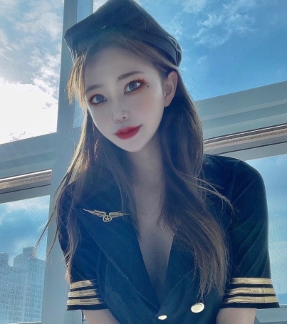 独家福利颜值天花板的精选私拍，10V质量，898M大容量，限时放送！