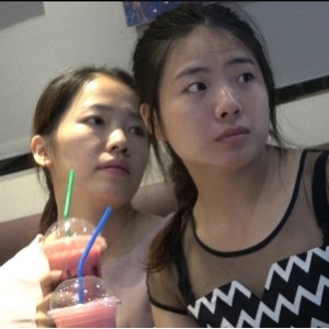 街拍必备！展现迷人美腿的高质丝袜