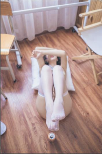 《虎牙爆红主播半糖小姐姐私人专辑，让你尽情享受视听盛宴》