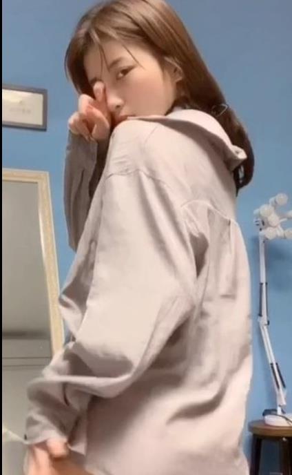 劲爆虎牙猫小猫：私人订制作品集