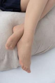 经典美腿灰丝合集，让你的双腿焕发迷人魅力！