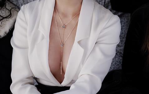 白嫩如玉，绝版佳作！快手抖动，抢购玉兔！