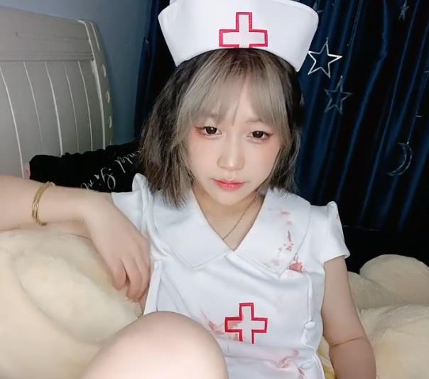 清纯短发萌妹子米拉，让你爱不释手的商品