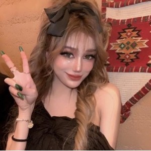 抖音网红私拍！TS-贝拉混血福利，115V超大容量2.1G！