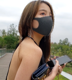 《性感美女穿上超短高叉包臀裙，展现完美美腿！限时11.95G高清视频下载，速度10V，百度云独家放送！》