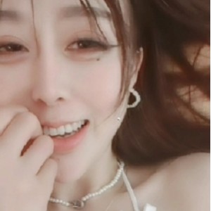 震撼来袭！网红虎牙绵绵大罩杯1V1视频，限时免费下载！