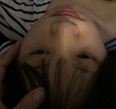 疯狂小女友带你体验酒店卫生间的极致乐趣！