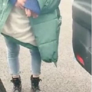 限时特惠高中妹也爱野菜！贵州话版搭讪秘籍，850mB车载音乐，百度指路，一站式解决！