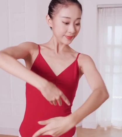 定制舞蹈生活，70V高清练习视频，每日日常乐趣，尽在3.26G！