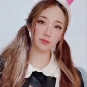 百度云1v516m奶瓶：双龙，尽享高速存储！