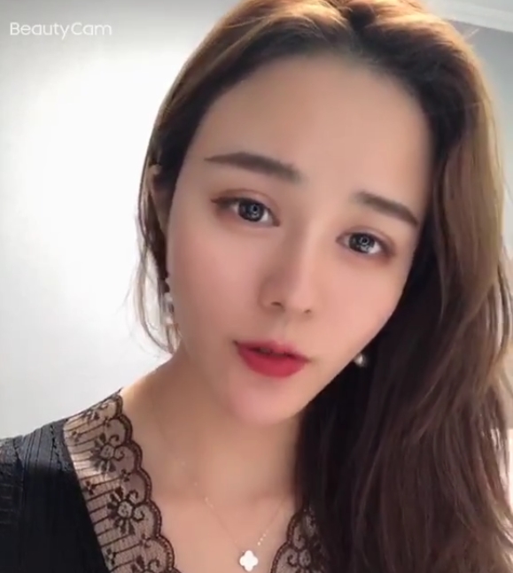 限时福利六一定制福利！自行打包，易直播，恋足丝袜高跟足系列全新上市！