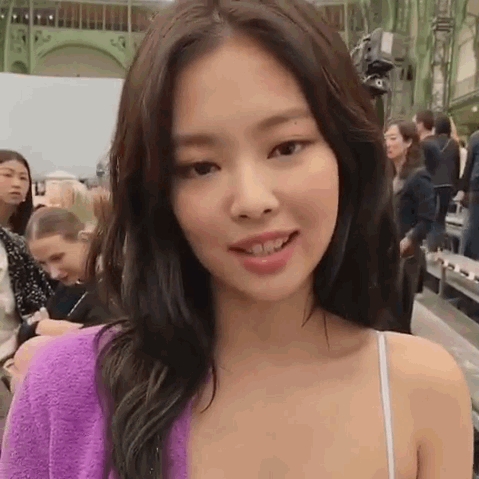 《Jennie写真集》-黑粉必备！4600P高清图片+100Gif动图，1.33GB百度云资源！