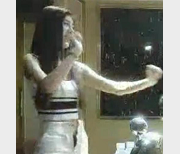 黑衣公主续集：苗条商k带你进入神秘世界！