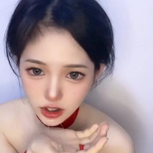 追寻微博网红妹子的倦倦喵合集,仅售19v,轻盈2.1g!