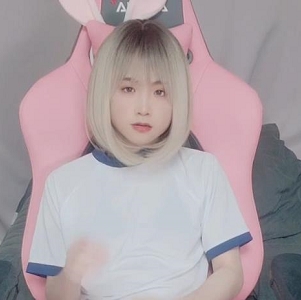 《韩国TS-Lua合集，35V高清画质，仅售4.9G！订阅OnlyFans，尽情享受！》