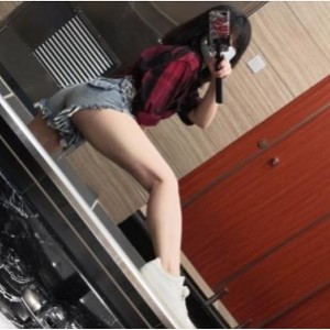 “带你进入僵尸世界！ZombiePuppet合集，38V，600M！”