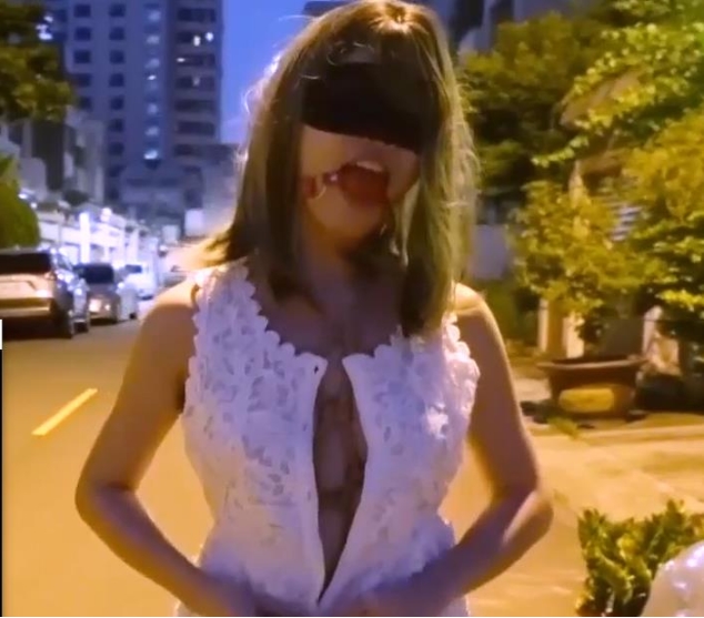 JVID-大罩杯依依，打野绳缚，5星好评，让你欲罢不能！