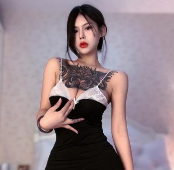 《微密圈：与微密女神共度5.8G特别时刻》