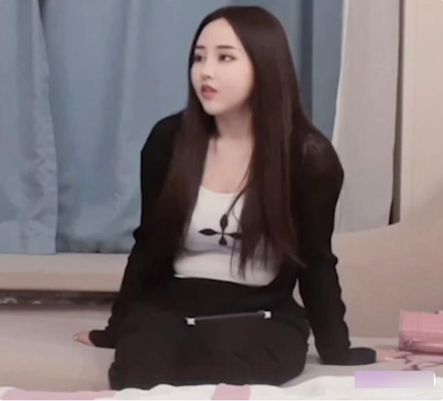 《小飞探秘》：精选妹子7部露脸小合集，让你一次过足视觉享受！