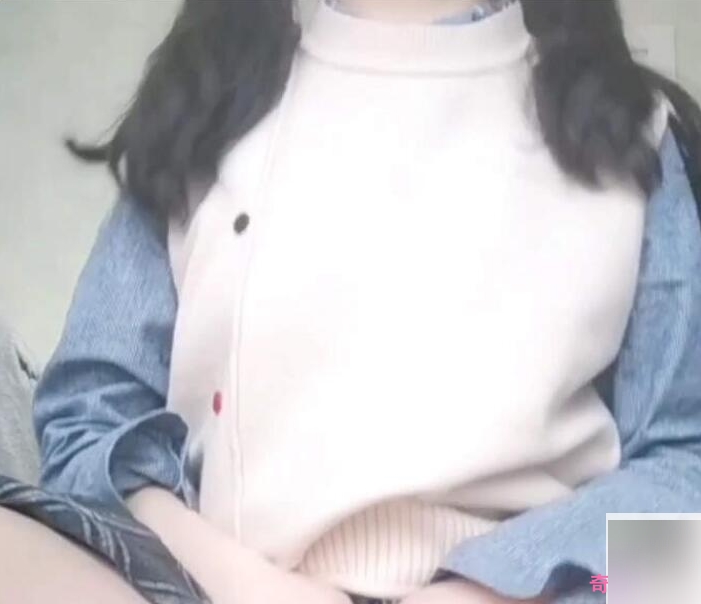 喵星独家视频：与岁酱的甜蜜互动，让你爱上喵星！