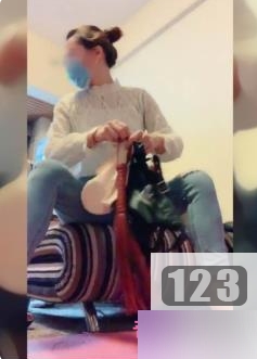 霸道女总裁惩罚员工，让你欲罢不能的权力游戏！