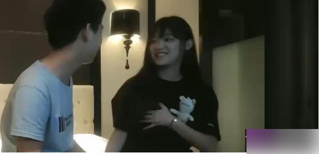 《2021-5-26,轩文轩,探花,最新作品》：绝美绝品，轩文轩的探花新作，让你沉醉其中！