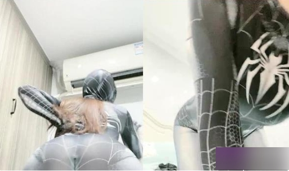 “19岁大二学妹Lanncy的直播作品，让你眼前一亮！”