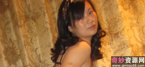 《上海两口子自拍作品，绝对让你心动不已！》