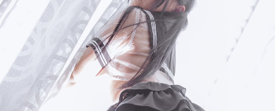 《网红自拍作品，青木小荷带你探索独特魅力》