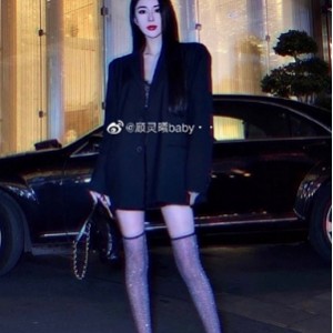 网红顾灵曦的独家作品，让你爱不释手！